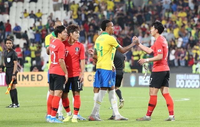 한국, 브라질에 0:3 패…3경기 연속 무득점