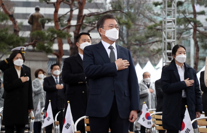 문재인 대통령, 3·1절 기념식 참석 “일본과 언제든 대화할 준비 돼 있어”