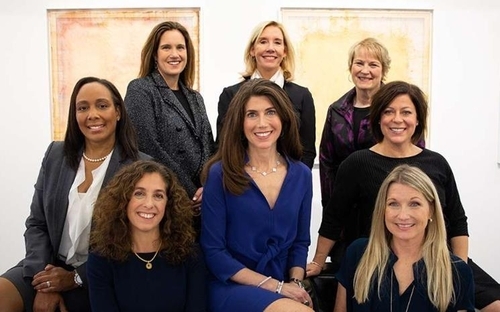 ‘미국 첫 여성전용 은행’ 시카고서 개점