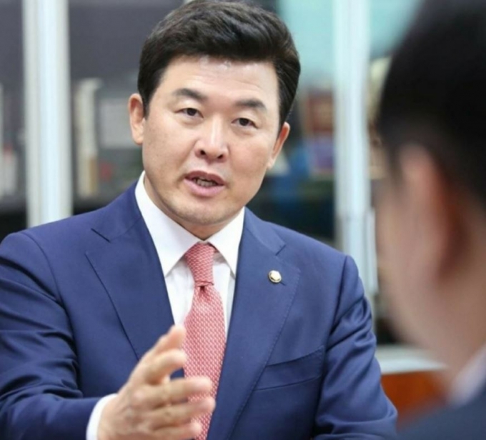윤영석 의원, 국민의힘 최고위원으로 선출