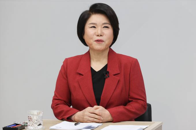‘엄마 리더십’ 조은희, 서초갑에서 72.72%로 압도적 승리