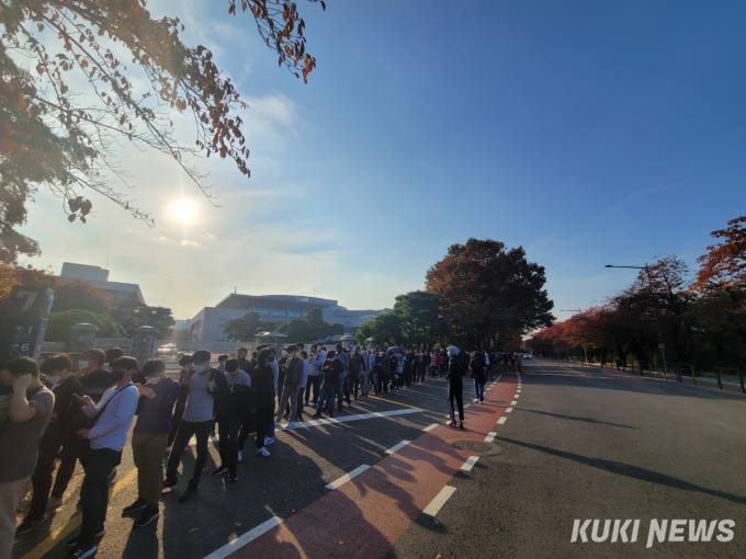 “게임위 감사청구 서명”…국회 앞 장사진 만든 ‘게이머들’