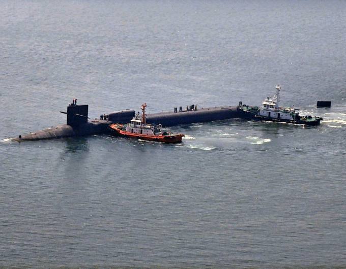 美 핵추진 잠수함 ‘미시건함’ 부산 입항…‘지켜진 약속’