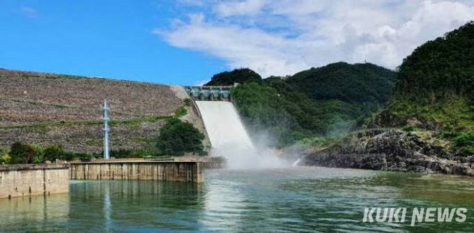 '집중호우' 소양강댐 수위 얼마나 높아졌나… 180m 육박 