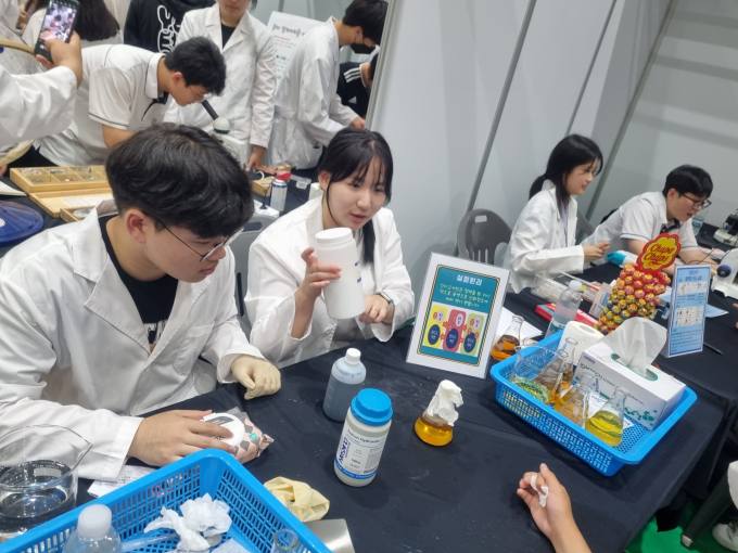 포천고, 지역 최초 진로탐색 위한 '교과체험전' 개최