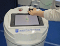 스마트병원에선 의사 대신 로봇이 간다… KHF 2023 [가봤더니]