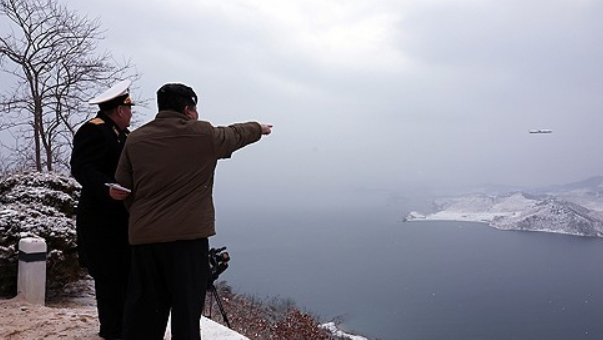 北 “김정은 어제 잠수함발사순항미사일·핵잠 건조 지도”