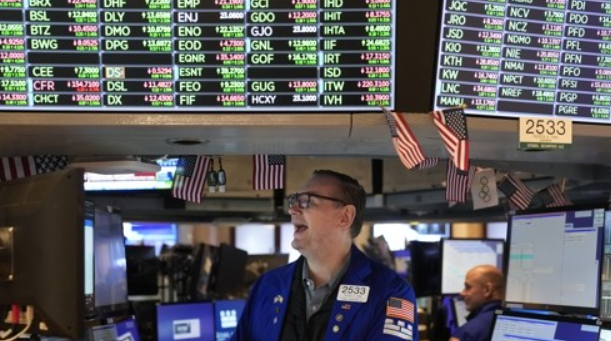 “예상보다 경기 냉각” 물가 쇼크 벗어난 뉴욕증시…S&P 또 최고치