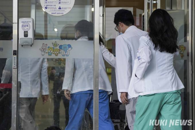 “환자 생명 위협”…정부, 서울의대 ‘전원 사직’에 우려