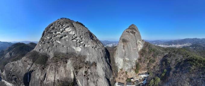 진안 마이산도립공원 암마이봉 등산로 개방