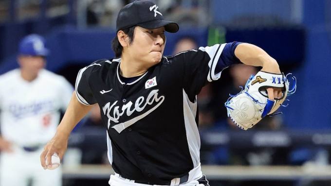 한국 야구대표팀, LA다저스에 2대5 석패…오타니 무안타  