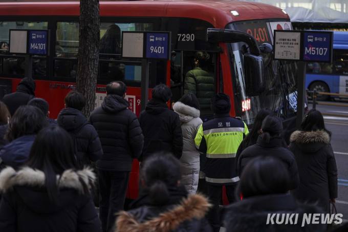 시내버스 총파업 찬반투표 가결…서울시, 비상수송대책 마련