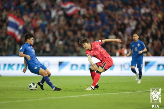 [속보] 이재성 선취골…대한민국 1-0 태국