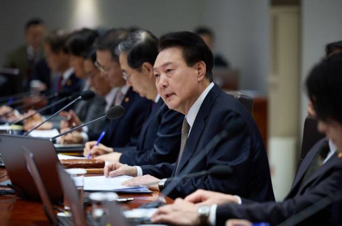 尹대통령 “의료개혁 위한 예산 내역·규모 별도 보고하라”