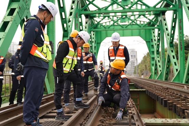 코레일, 노량진~용산 한강철교 구조물·선로 안전점검