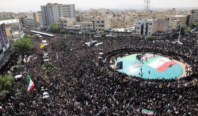 테헤란서 라이시 대통령 장례식 엄수…“수백만 명 운집”