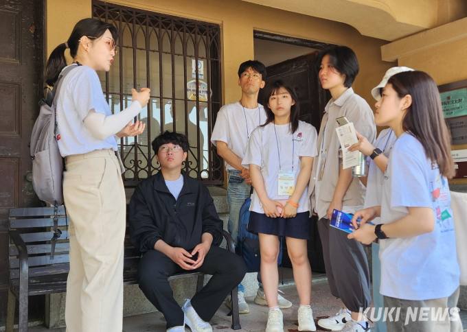 충남학생들, 한반도 문화 전해준 '영욕의 땅' 일본을 걷다