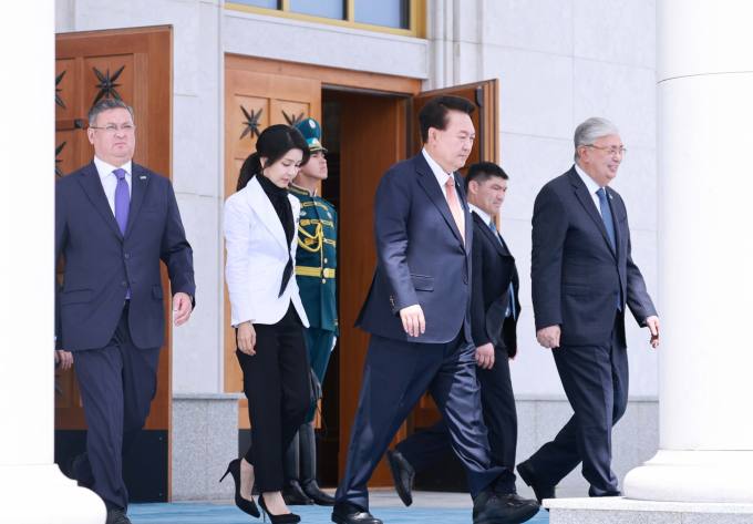 尹 대통령, ‘중앙아시아 3국’ 마지막 우즈베키스탄 일정 돌입